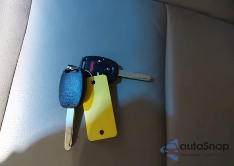 2009 Honda Pilot Touring z USA, uszkodzony, nr VIN 5FNYF48829B045720